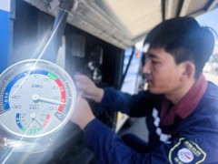 让市民清凉乘车，北京公交车加强检修保养 高温下的“公交医生”【快讯】