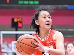 知晓:13胜0负不败！中国女篮32岁王牌轰21 15 昔日王牌满血复活